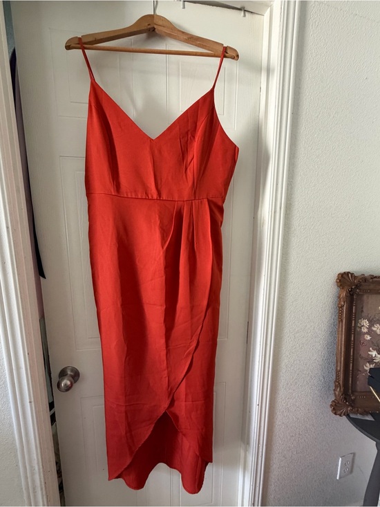 None Dresses & Skirts - Spaghetti Strap V-Neck Midi Dress in Red